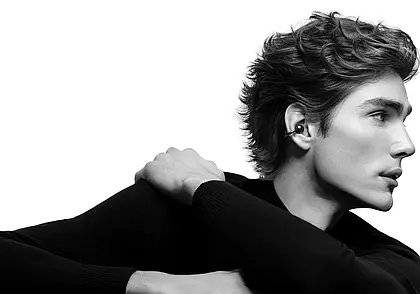 В Беларуси появились инновационные наушники Huawei FreeClip с открытой конструкцией