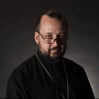 Иерей Спасо-Преображенского собора г.Могилева Виктор Никишов.