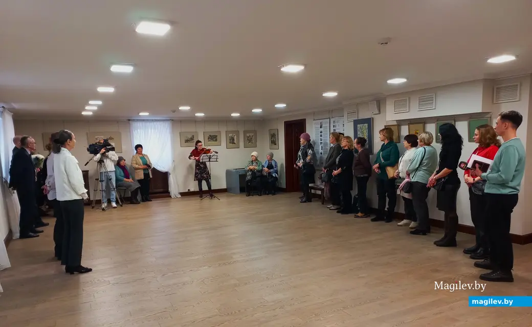 16.02.2024 г., Могилев, музей Бялыницкого-Бирули. Открытие выставки Галины Левиной «Город написан шагами».