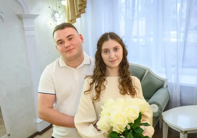 «Молодость у меня была бурной, а встретил ее и успокоился!» Свадебная пара недели