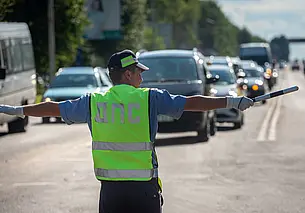 Когда начнут выдавать водительские удостоверения сроком на 20 лет: рассказали в ГАИ