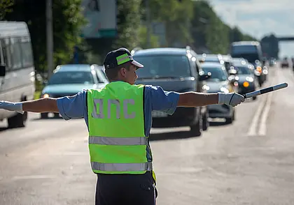 Когда начнут выдавать водительские удостоверения сроком на 20 лет: рассказали в ГАИ