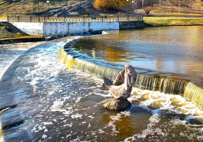 Уровень воды в Дубровенке, похоже, пошел на снижение: сегодня ее меньше, чем вчера