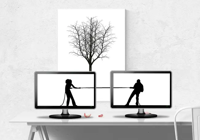 Разделить общее имущество супругам поможет нотариус