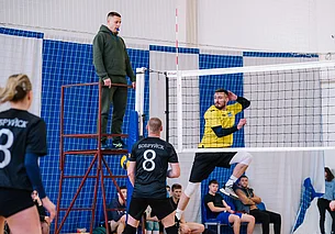 Первый, любительский, но на две лиги. Завершается чемпионат Бобруйска по волейболу