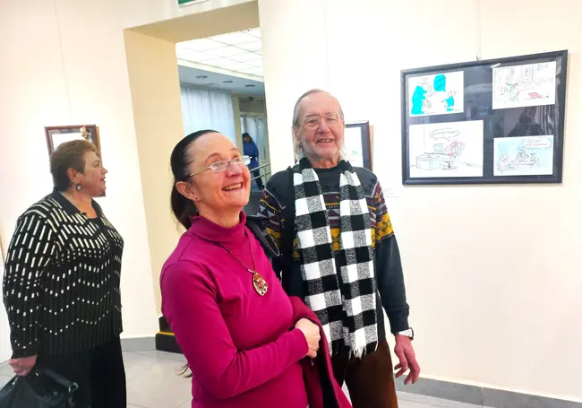 «Весна пришла, весне — улыбки». Яркая юмористическая выставка открылась в Могилеве