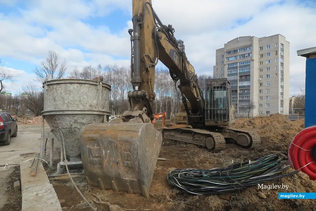 Март 2024 г. Могилев, ул. Первомайская. На месте частных домов вскоре вырастет очередная многоэтажка.