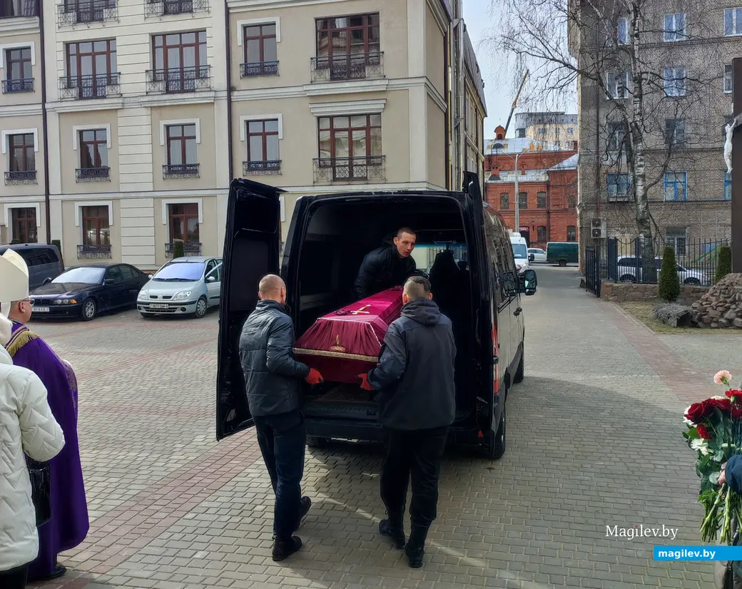 Жила для Бога, для костела и для людей. В Могилеве простились с Ириной Шляковой. 13 марта 2024 года.