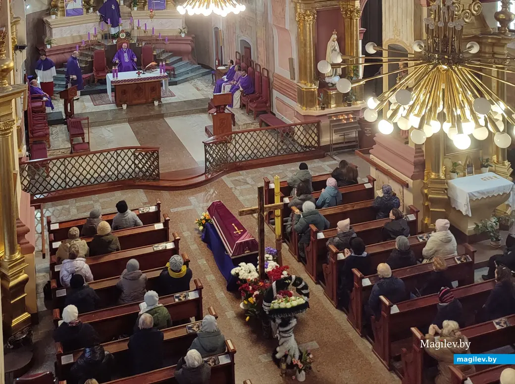Жила для Бога, для костела и для людей. В Могилеве простились с Ириной Шляковой. 13 марта 2024 года.