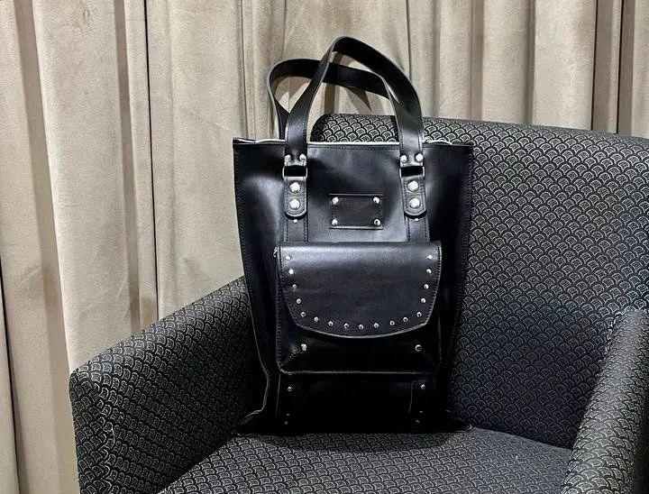 Сумка из натуральной кожи. Ручная работа Ольги Янкулиной.