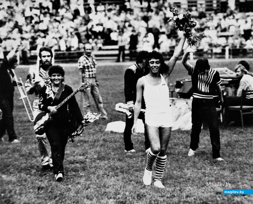 1984 г., Могилев, стадион «Спартак». Концерт Валерия Леонтьева.