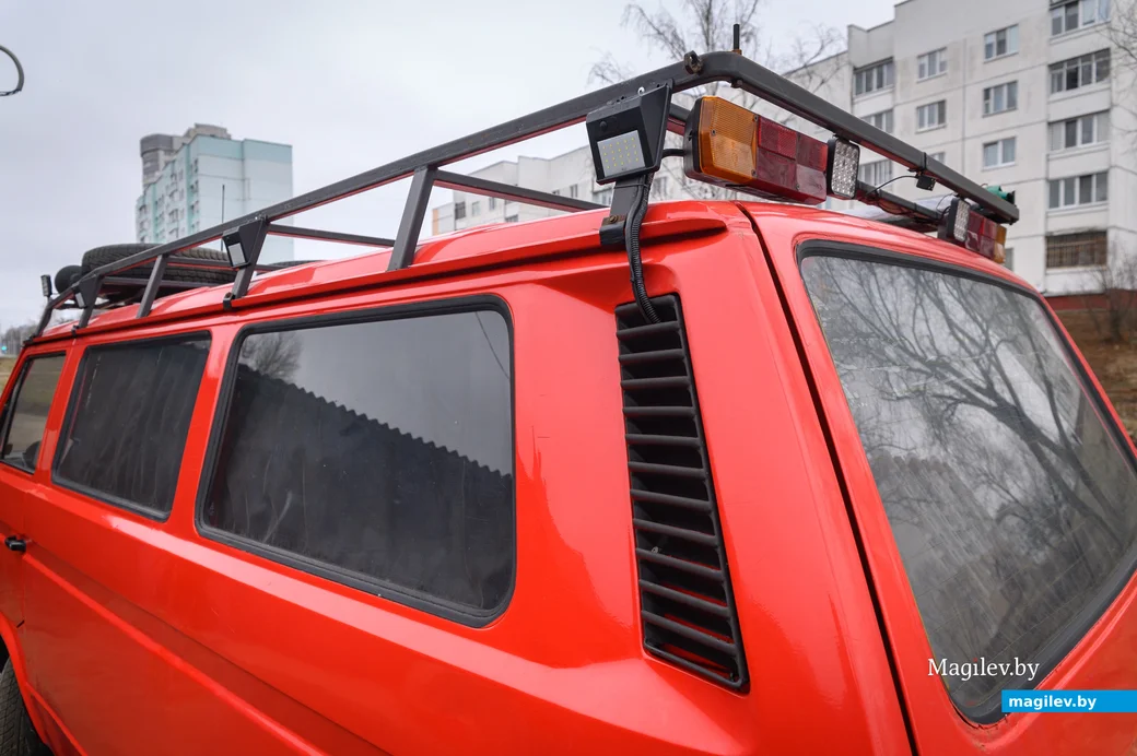 18.03.2024. Назаровка. Бобруйчанин переоборудовал микроавтобус VW Transporter в кемпер