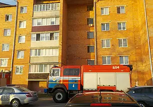 На пожаре в Бобруйском районе соседи спасли 93-летнюю пенсионерку и ее сына