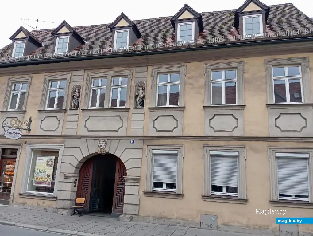 Март, 2024 г. г. Бамберг, Германия. Как готовятся к Пасхе в городе.