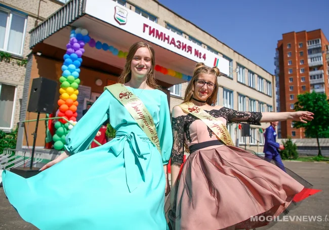 Выпускные вечера в школах Беларуси пройдут 14 июня