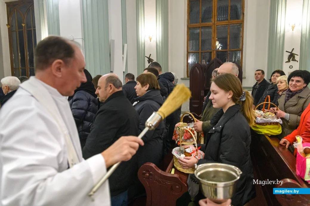 30.03.2024. Костел непорочного Зачатия Пресвятой Девы Марии. Пасхальная вигилия 2024
