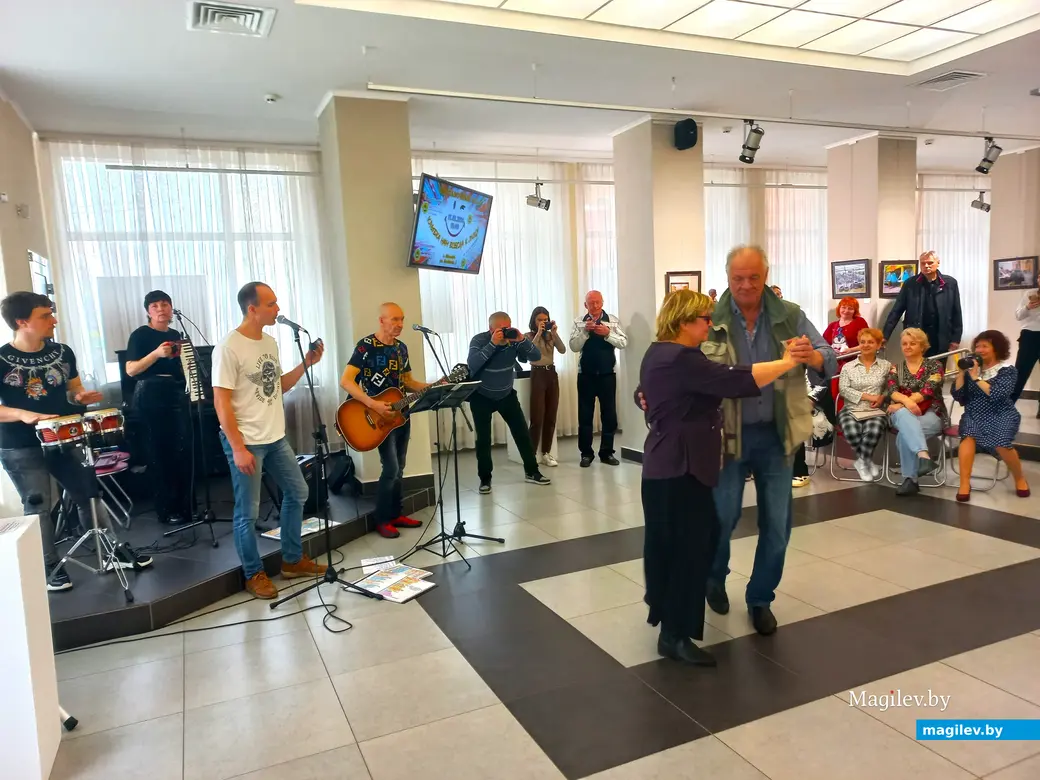 31.03.2024 г., Могилев, выставочный зал. Закрытие выставки «Весна пришла, весне – улыбки».