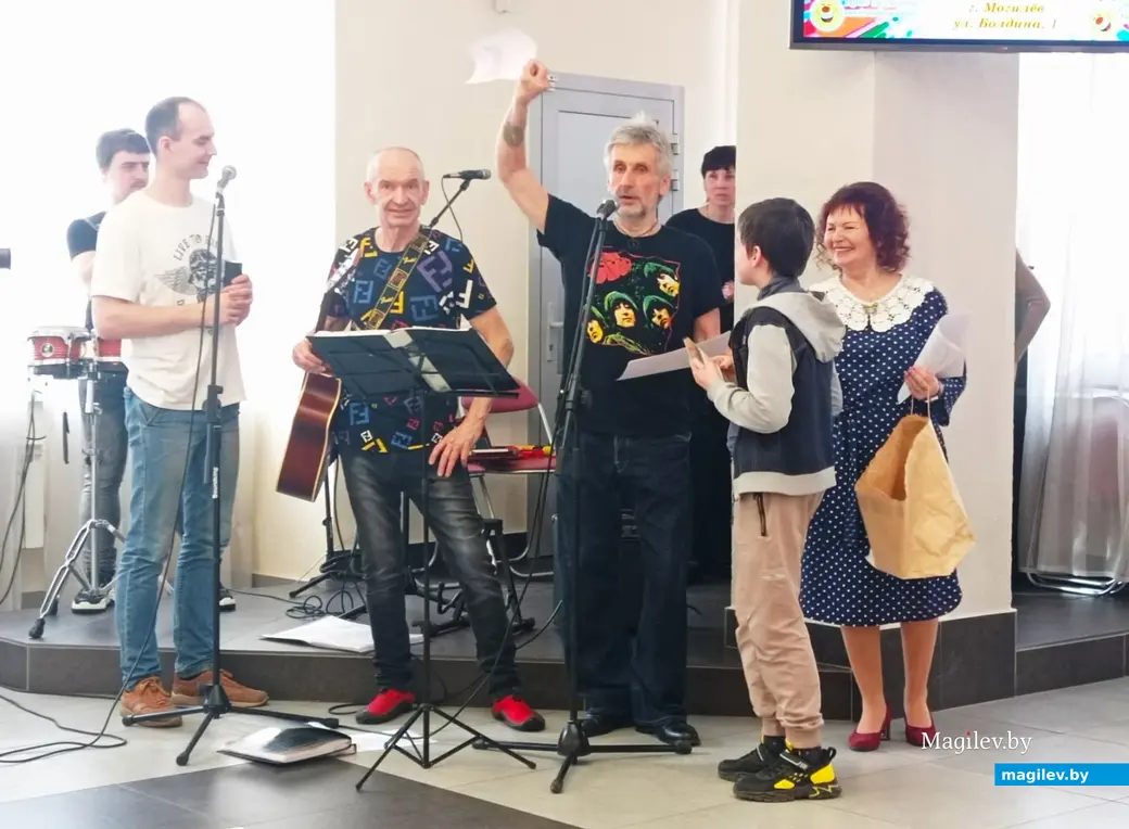 31.03.2024 г., Могилев, выставочный зал. Закрытие выставки «Весна пришла, весне – улыбки».