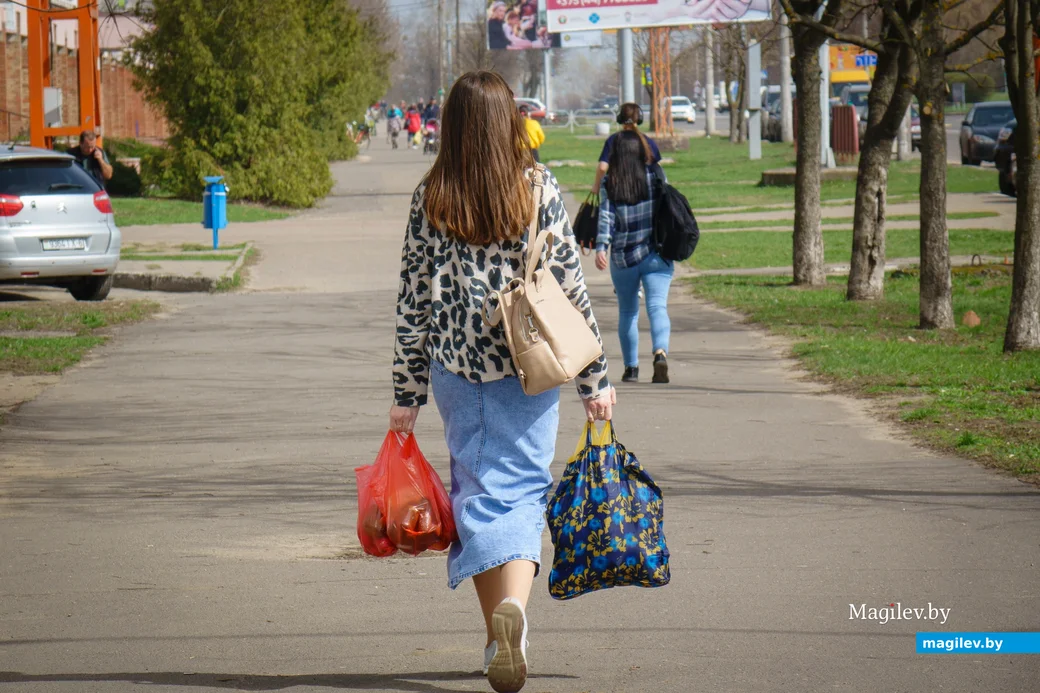 02.04.2024. Бобруйск, ул.50 лет. Почти лето