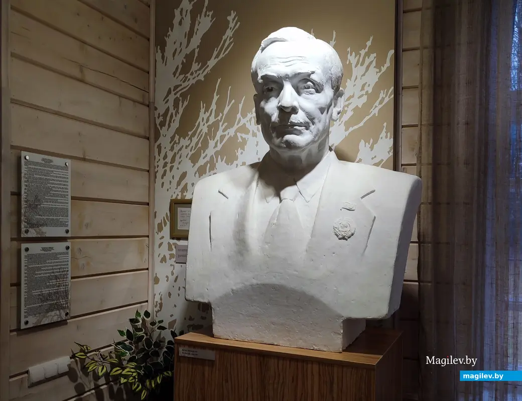 Путешествие одного дня на дачу Янки Купалы. Март 2024 года.