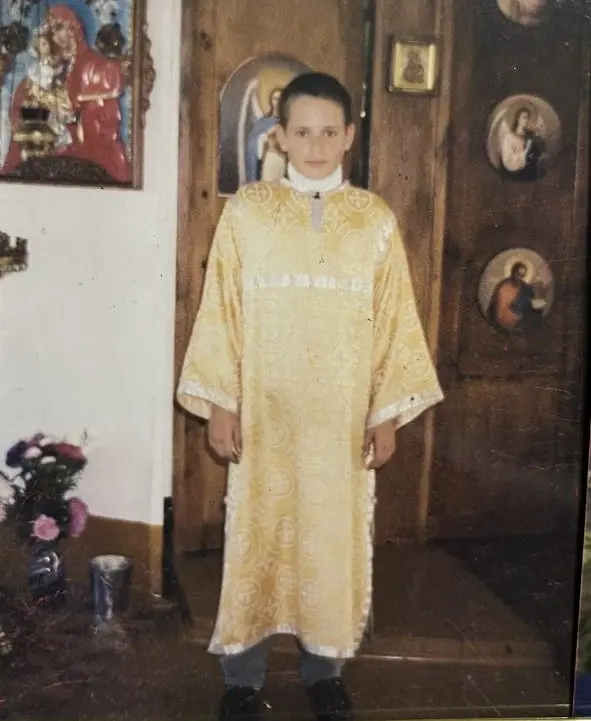 Люди приходят к Богу разными путями. Алексей Шмелев собирался стать священником уже в детстве