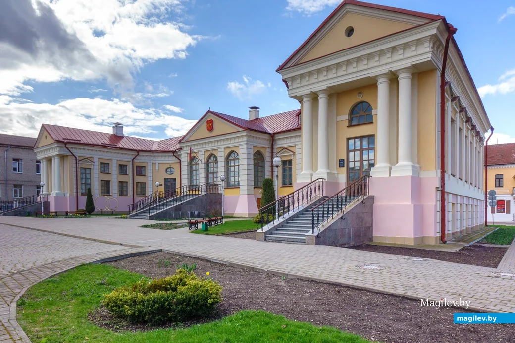 06.04.2024. Дворец Бутримовичей, 44 улица Ленина, Старый город, Центральный, Пинск, Брестская