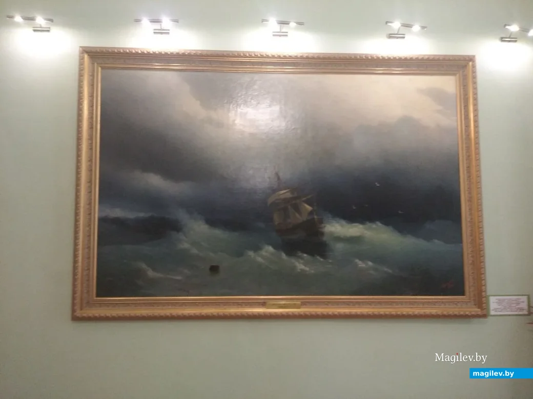 6.04.2024. Пинск. Полотно Айвазовского в Музее Белорусского Полесья.