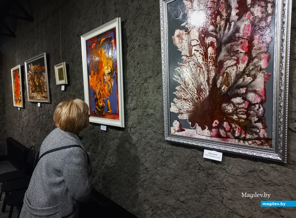 12.04.2024 г., Могилев, «Арт-центр у Молчановых». Открытие выставки Глеба Отчика «Наследие природы».