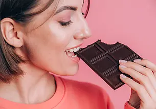 Шоколад способствует снижению веса и защищает от деменции