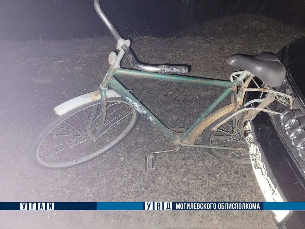 13 апреля 2024 года. В Хотимском районе под колесами автомобиля погибла 46-летняя велосипедистка.