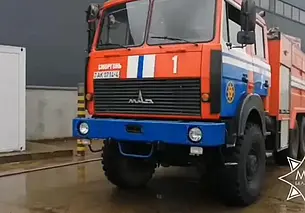 В Сморгони на производстве ламината загорелось масло. Сотрудники МЧС спасли двух рабочих