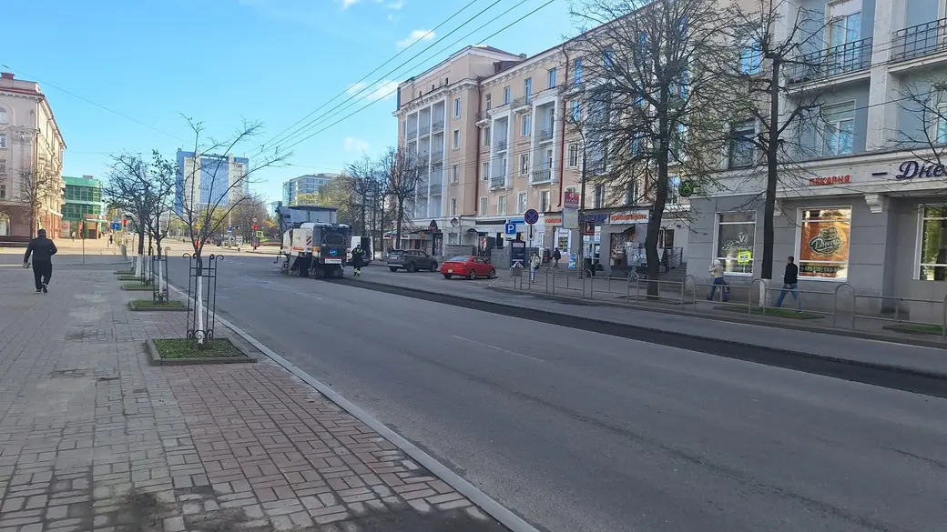 15 апреля 2024 г. Могилев, Первомайская. Работы по ремонту дороги уже начались.