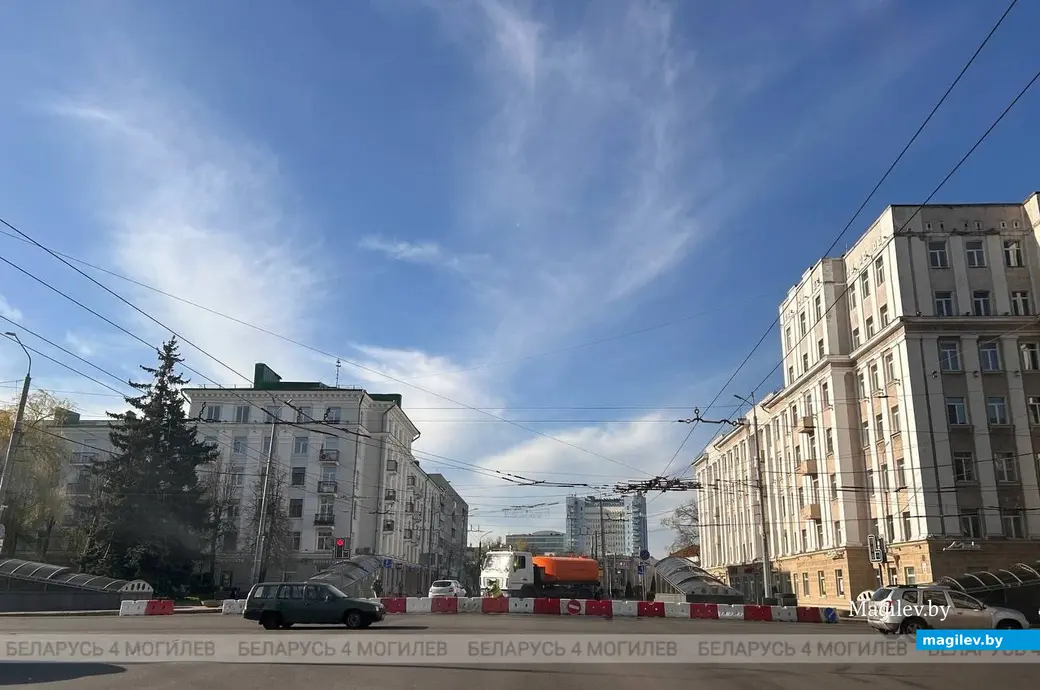 16 апреля 2024 г. Могилев, Первомайская. Перекрыли дорогу от пр.Мира. Фото: Беларусь 4 Могилев.