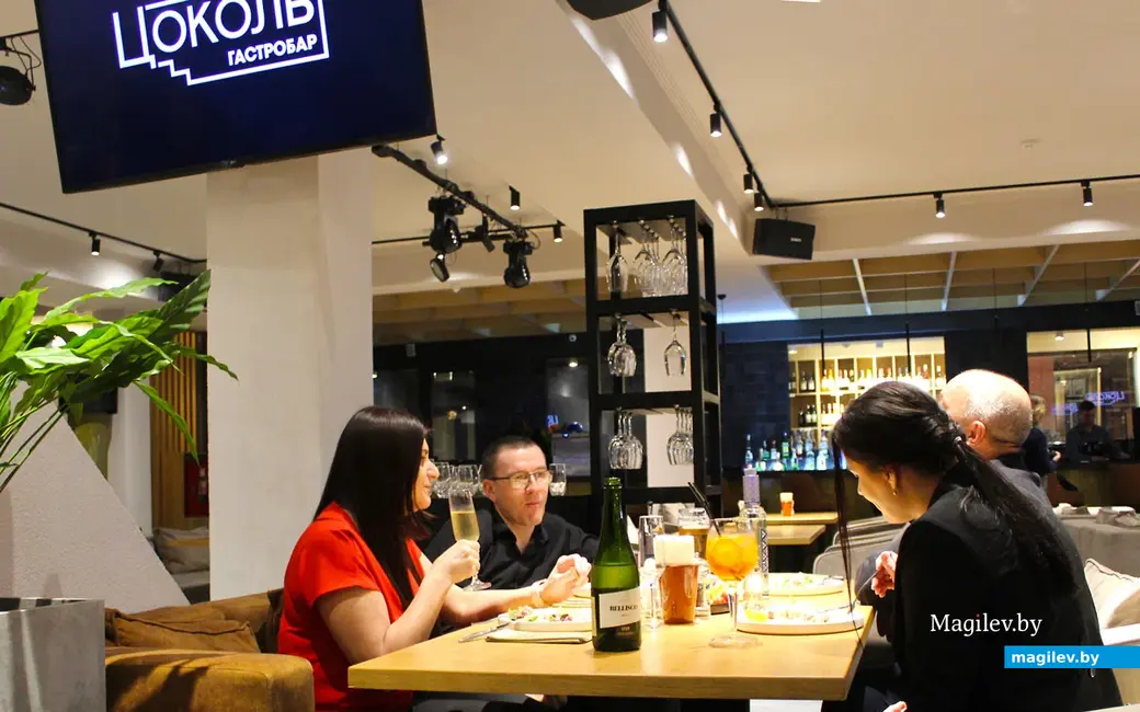 Апрель 2024 года. Могилев. «Гастрофест». Гастробар «Цоколь».