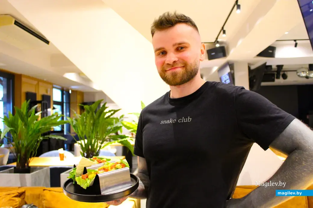 Апрель 2024 года. Могилев. «Гастрофест». Гастробар «Цоколь». Шеф-повар заведения Кирилл Берёзка.