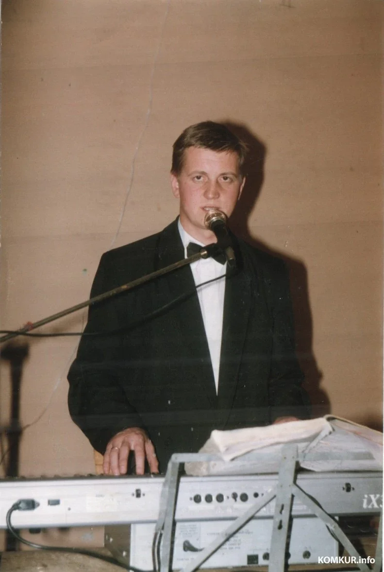 2000-е. Павел Гриняк с новым инструментом.