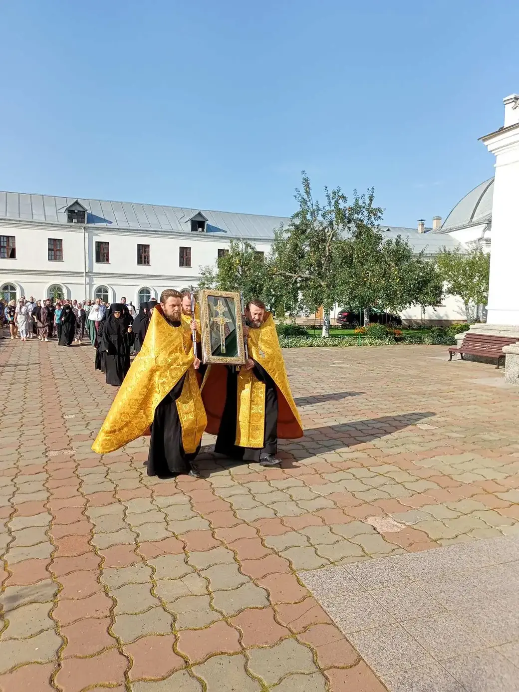 Сентябрь 2024 г. Могилев. В Свято-Никольский женский монастырь прибыла копия креста Ефросинии Полоцкой.