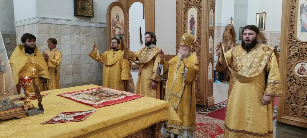 Сентябрь 2024 г. Могилев. В Спасо-Преображенский кафедральный собор принесен ковчег с мощами преподобной Ефросинии Московской.