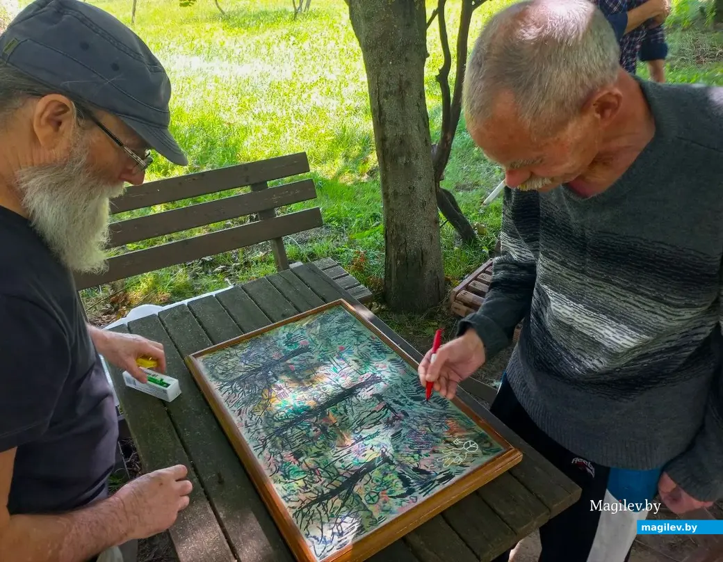 Август 2024. Рисует Александр Рипинский.