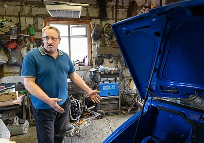 Три кузова, два мотора. Бобруйчанин, превративший «Оку» в джип, собирает новый мини-вездеход