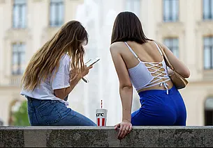 «Меня окружают токсичные люди, что поменять в себе?» Разбираемся с психологом