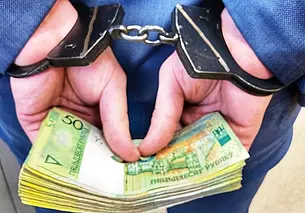 Могилевчанин мошенничеством «добывал» деньги на ставки в игре. Он заключен под стражу