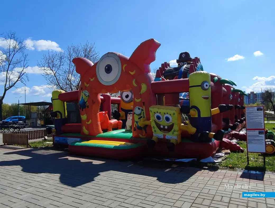 «Биоробот» стал дешевле, «Полет» подорожал. Парк аттракционов 27 апреля открыл сезон.