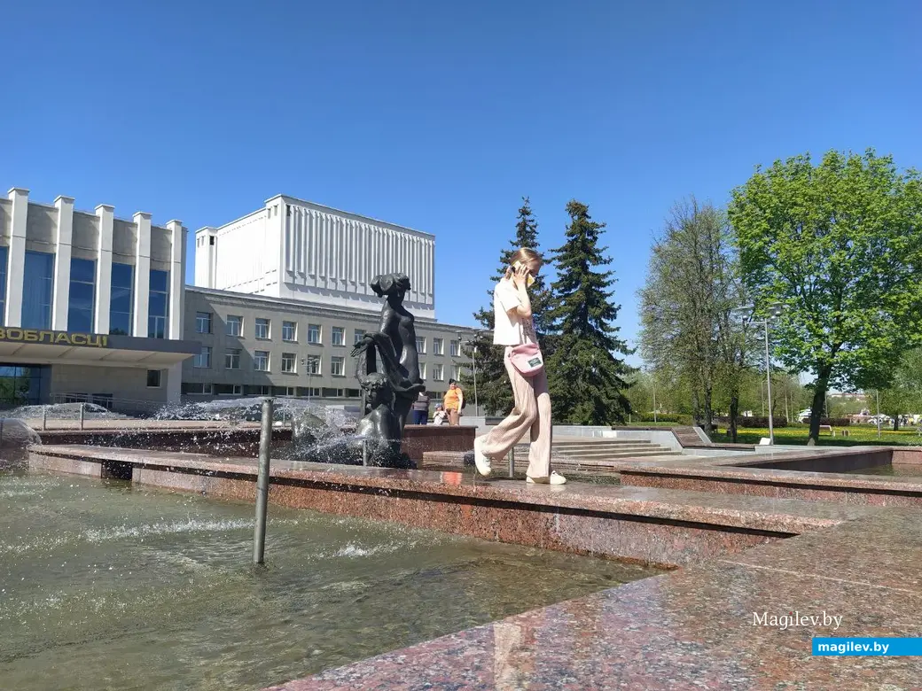 1 мая 2024 года. В Могилеве заработали фонтаны.