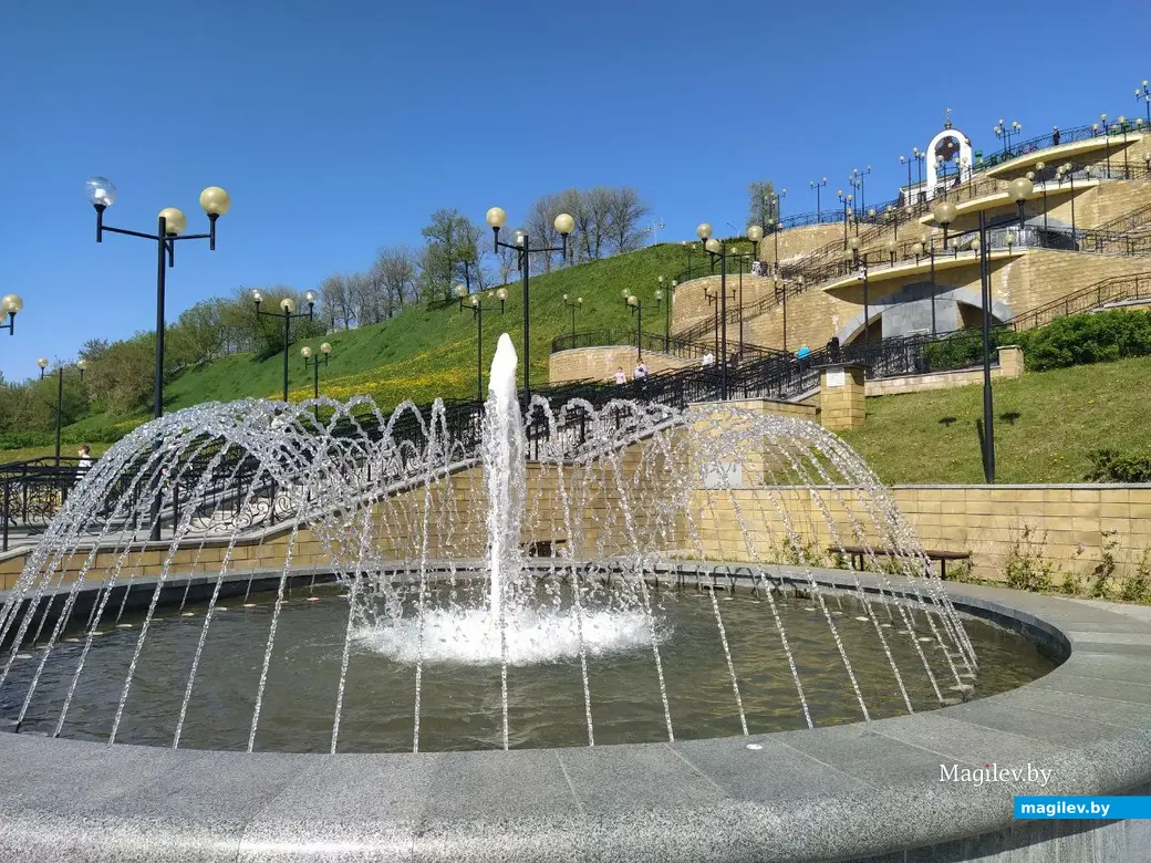 1 мая 2024 года. В Могилеве заработали фонтаны.