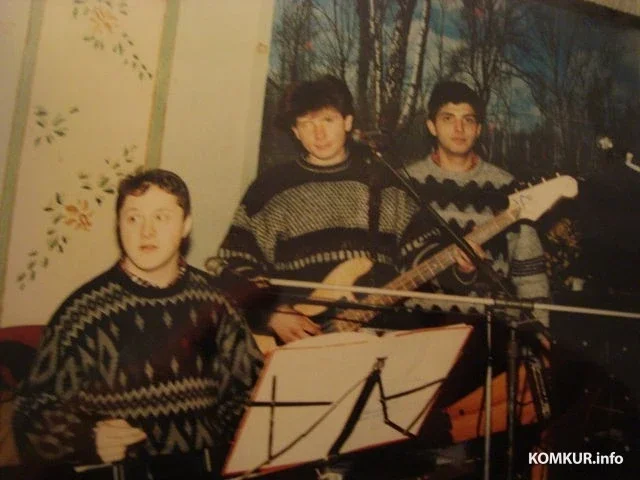 1994 год. Виталий Иванов, Николай Никифоровец и Михаил Гутин в офицерской столовой в