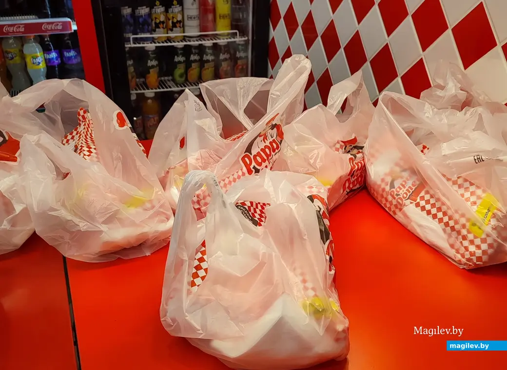Капусты много, а мяса не очень. Попробовали донеры в Papa Döner