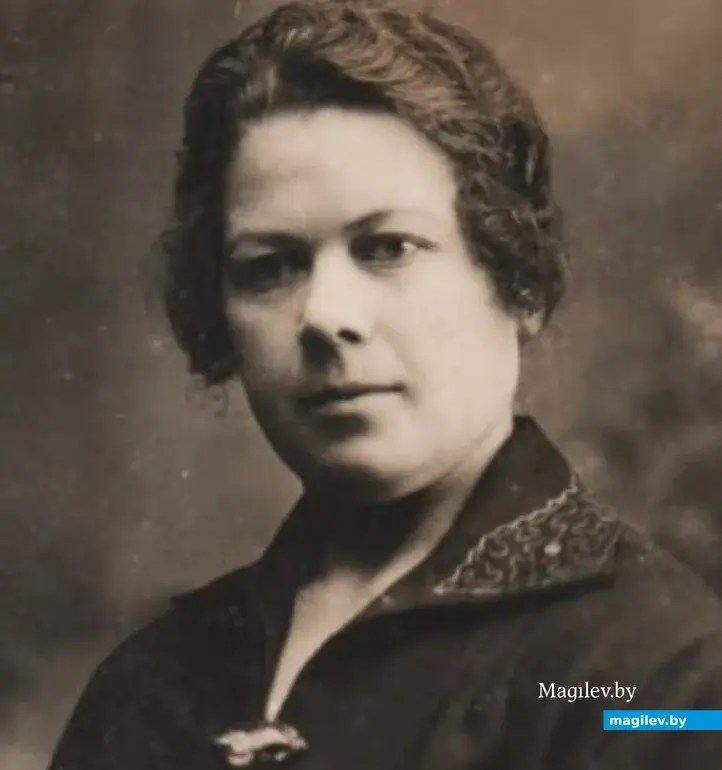 Мама нашей героини Екатерина Брониславовна в конце 1940-х годов.