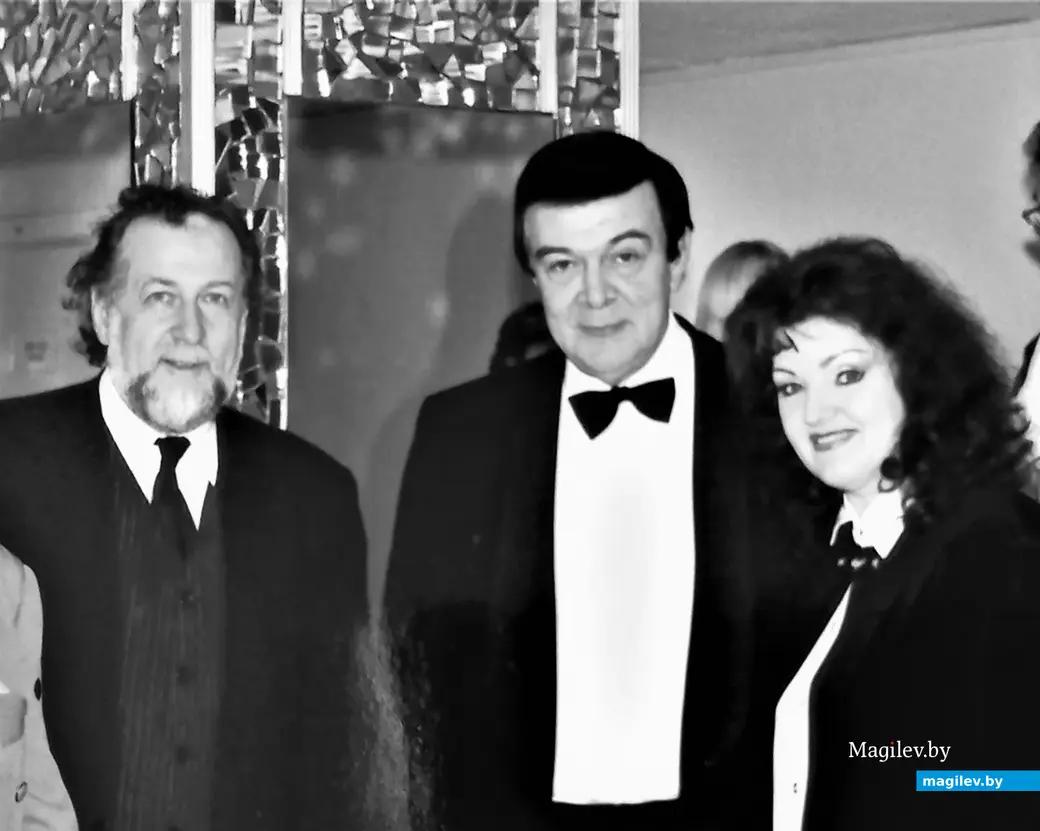 1990-е годы, Могилев. Владимир Браиловский с Муслимом Магомаевым и Надеждой Чепрага.