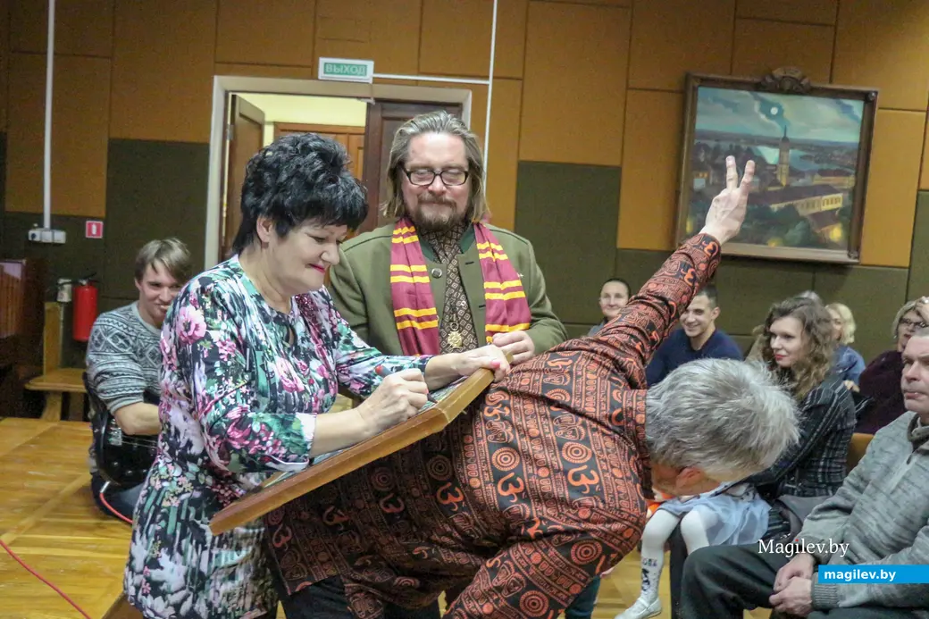 2018 год, Могилев. Татьяна Ложечникова – сотый рисовальщик нашей картины.